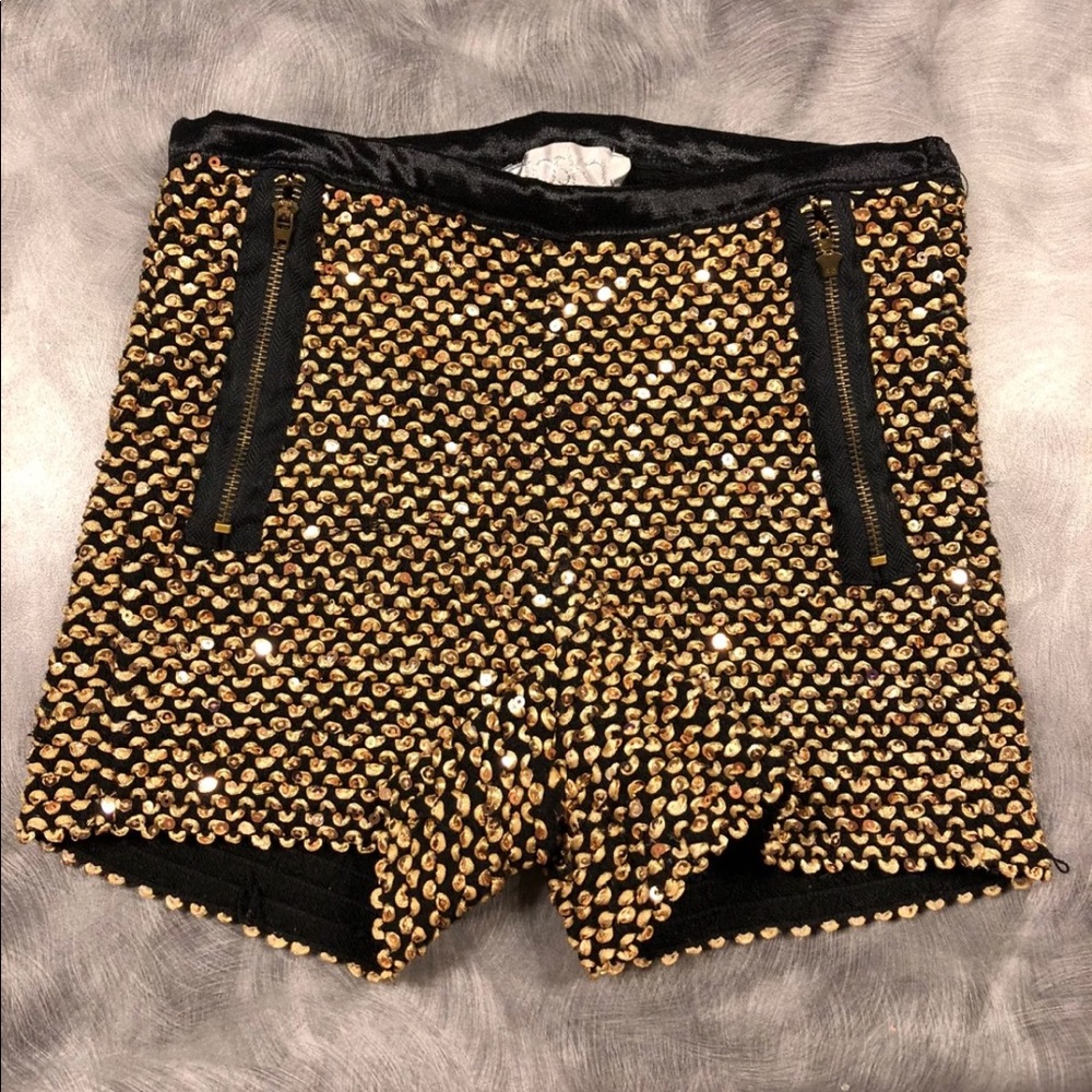 2 pairs high waisted shorts Bundle